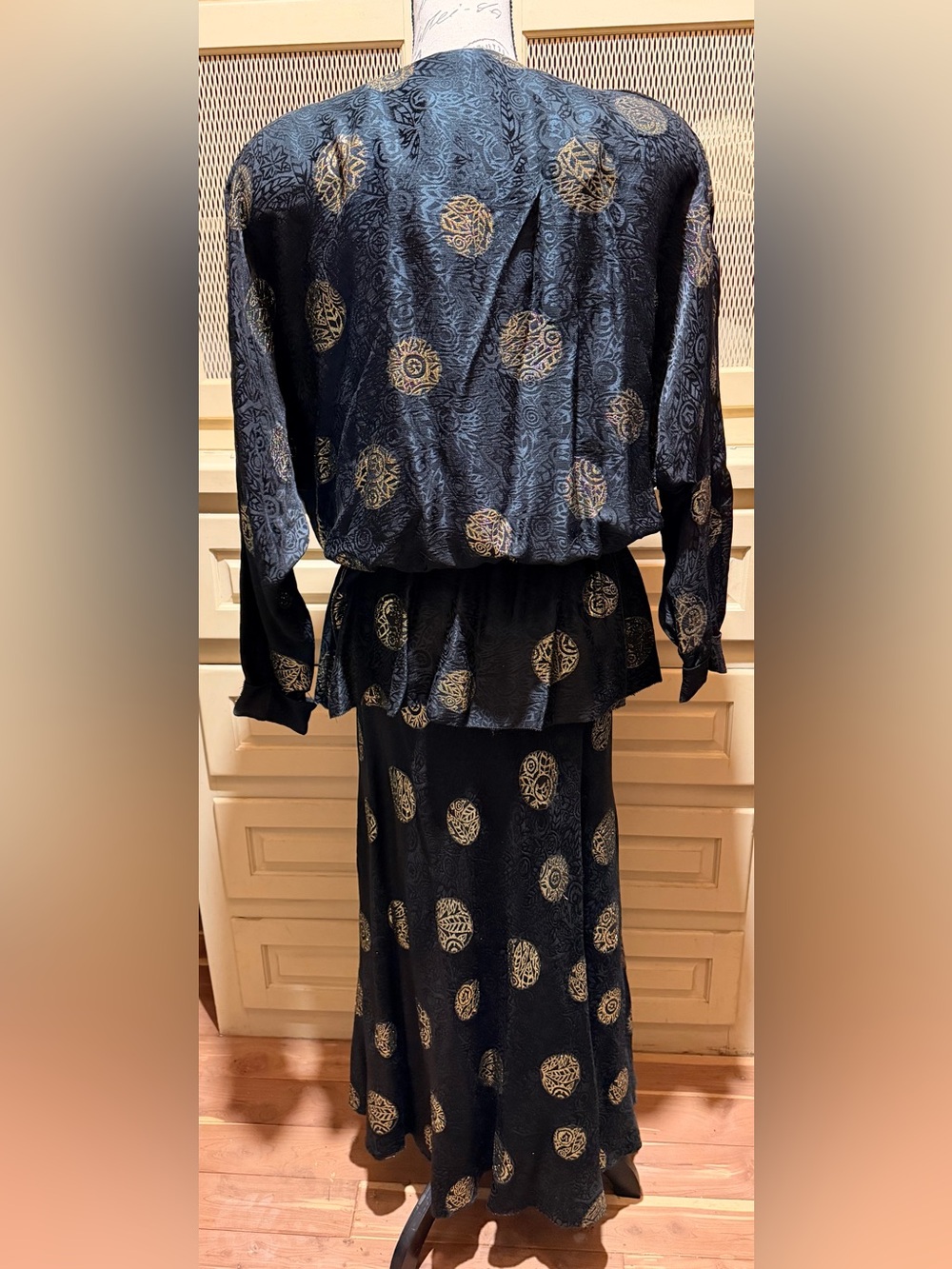 VTG Norma Walters Neiman Marcus Silk Beaded Medallion Maxi Skirt Set 8 - Picture 4 of 7